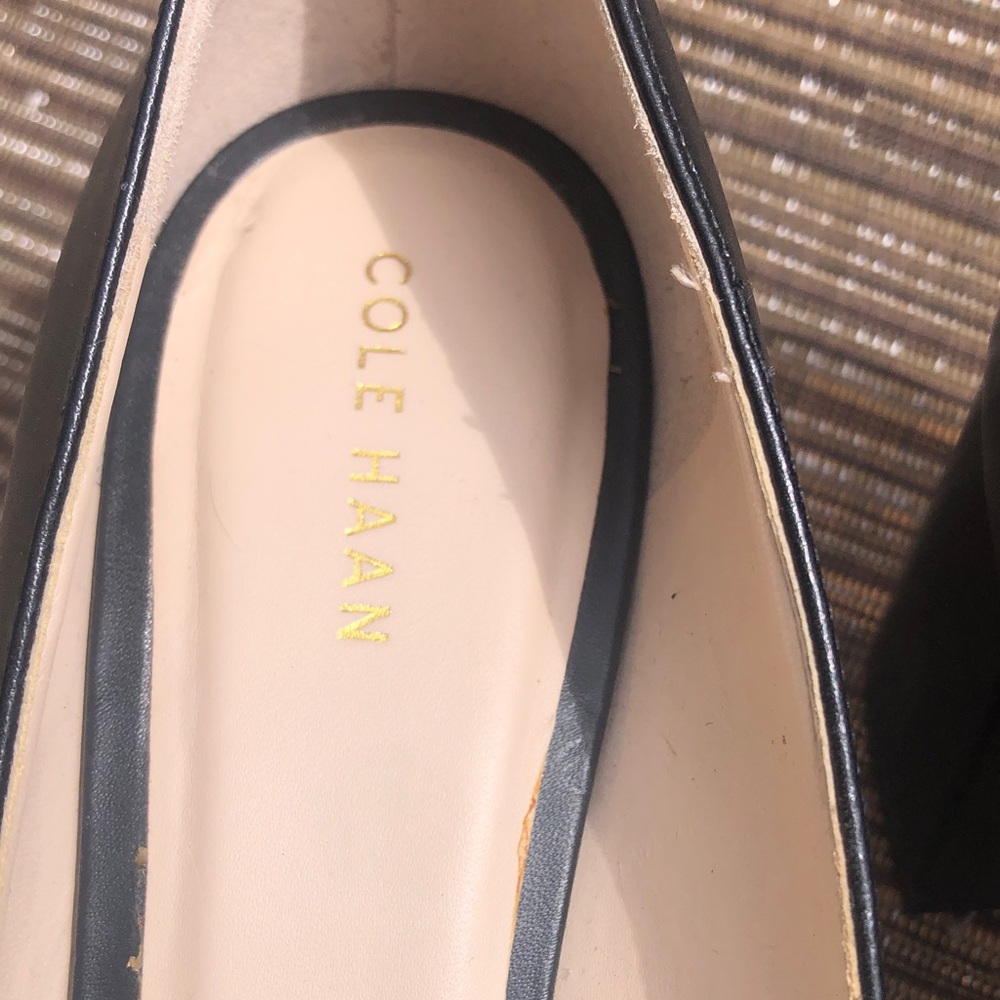 Cole Haan Black Two-Tone Leather and Patent Cap-Toe Flats - Picture 3 of 5